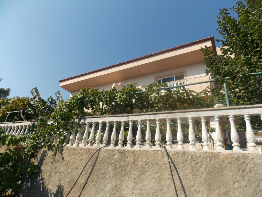 Guest House Vila Bega Saranda Zewnętrze zdjęcie