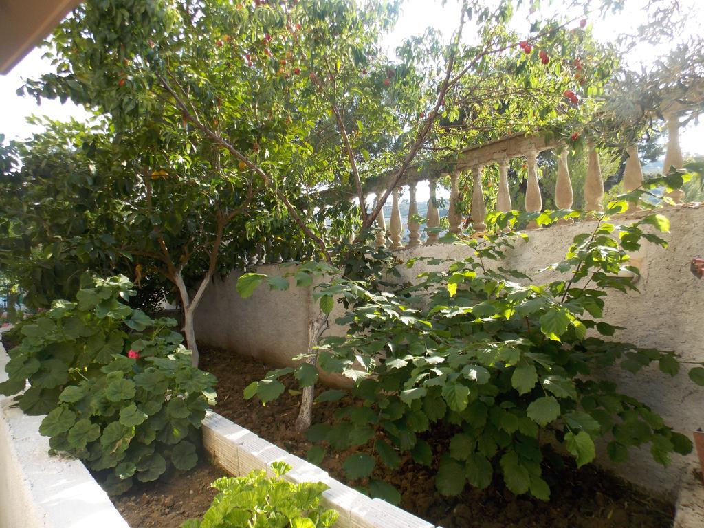 Guest House Vila Bega Saranda Zewnętrze zdjęcie