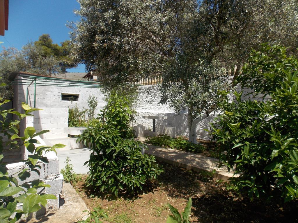 Guest House Vila Bega Saranda Zewnętrze zdjęcie